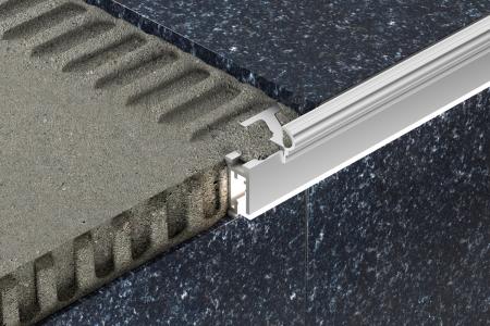 Schlüter LIPROTEC PB Profil Treppenkante Aluminium edelstahl gebürstet 150 cm