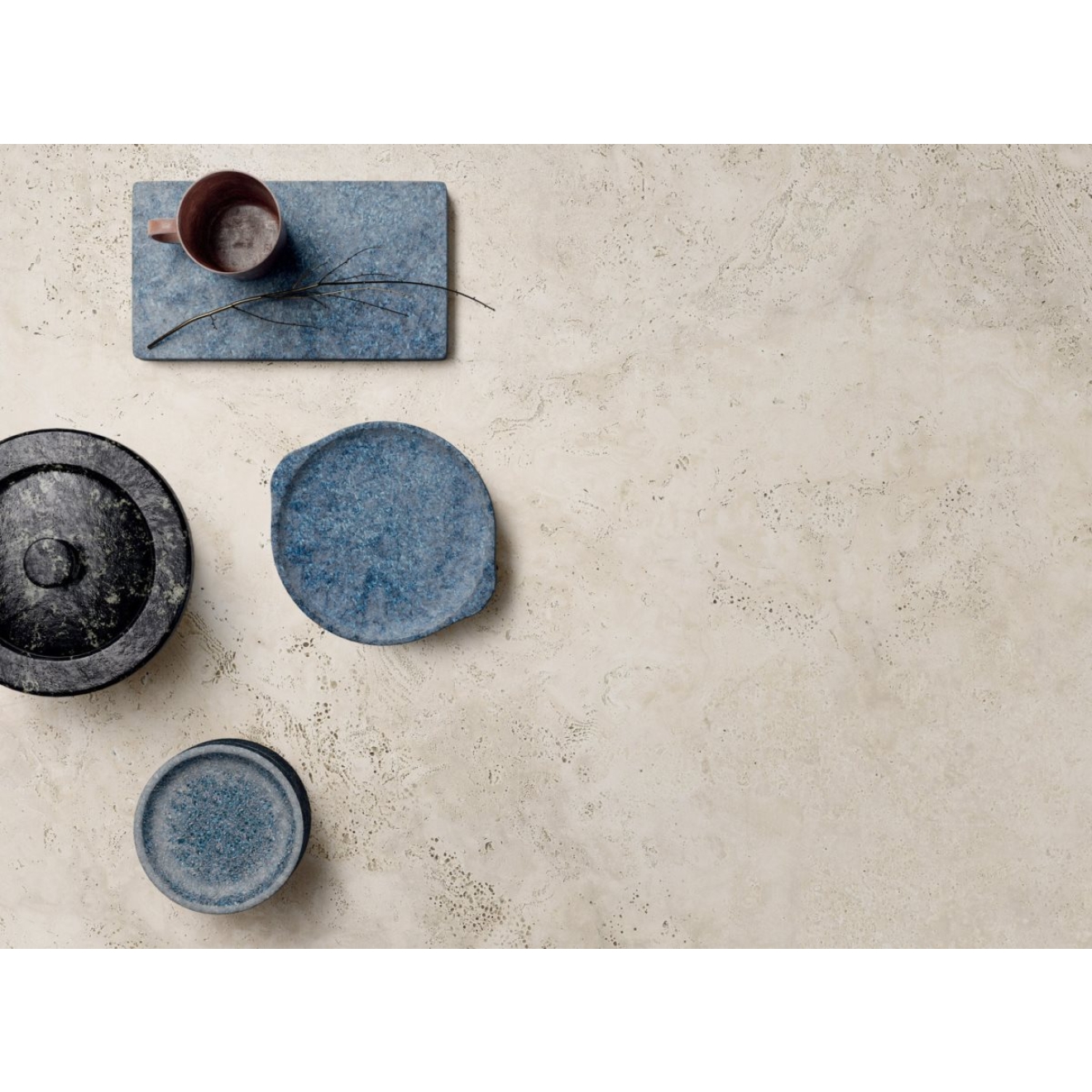 Flaviker Navona Boden- und Wandfliese Bone Cross 120x120 cm