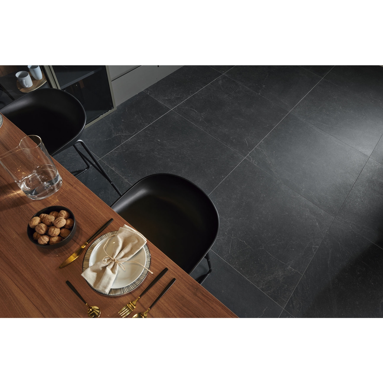 Keraben Bleuemix Boden- und Wandfliese Black Natural 60x60 cm