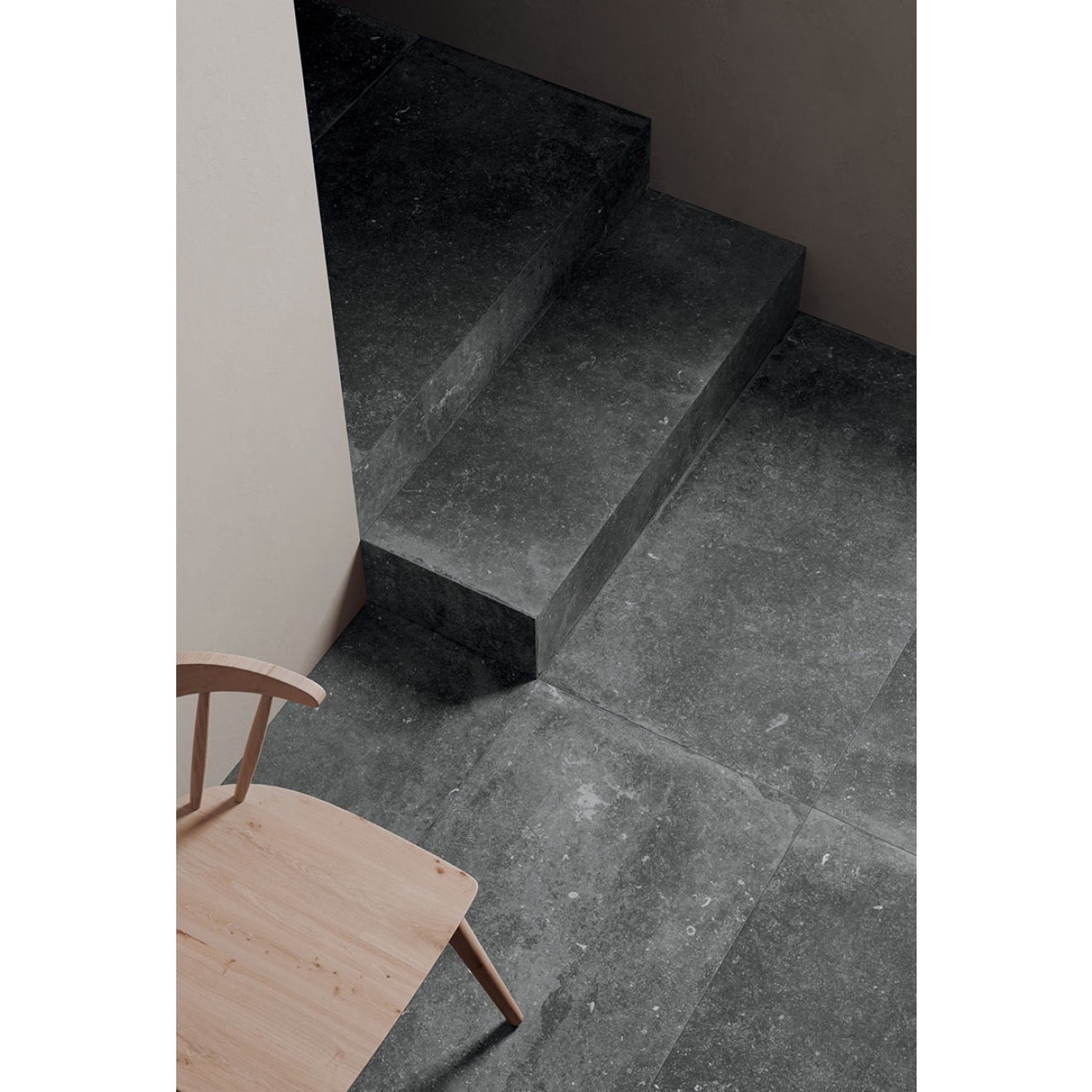 Flaviker Nordik Stone Boden- und Wandfliese Black matt 60x120 cm