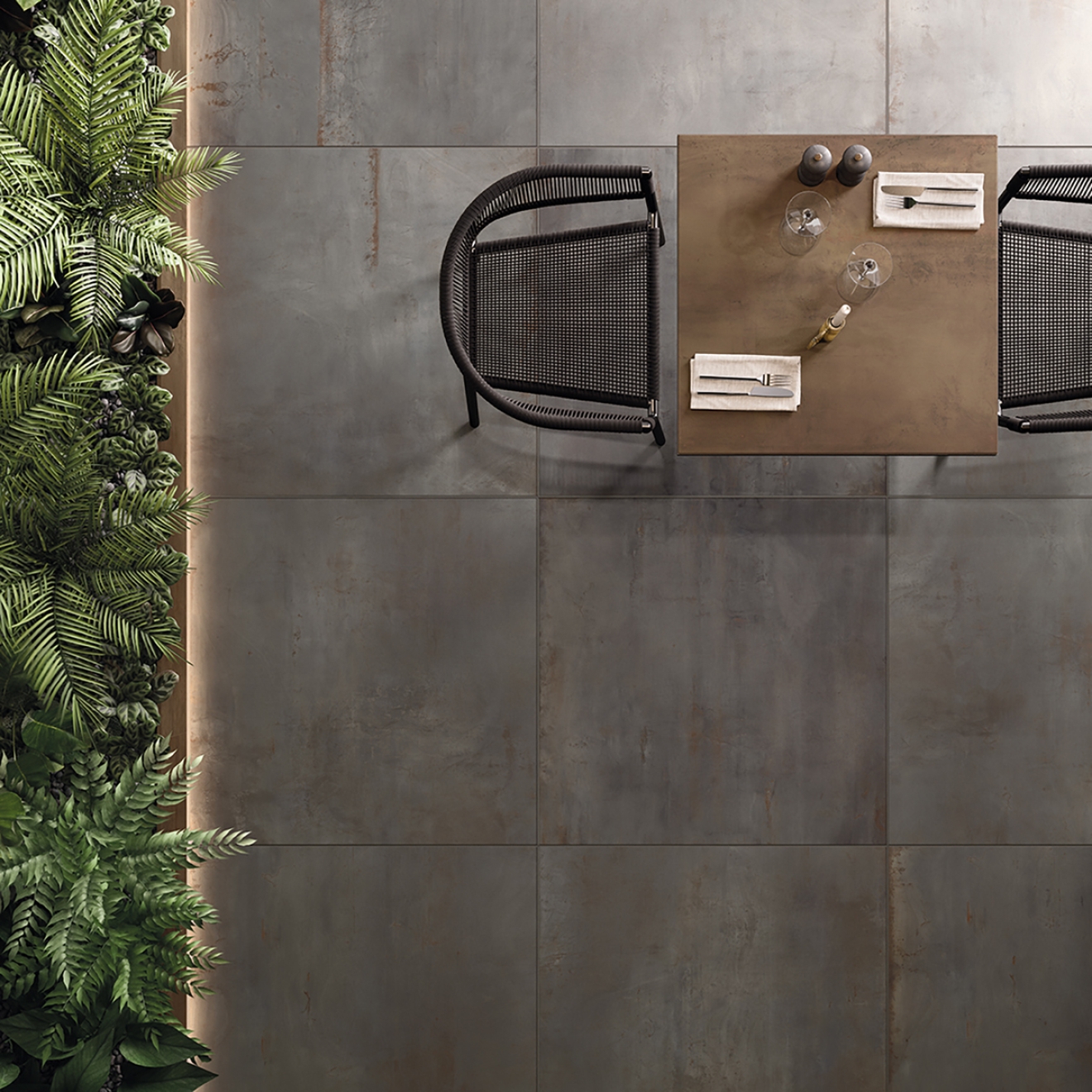 Flaviker Rebel Terrassenplatte Lead 90x90 cm - Stärke: 20 mm