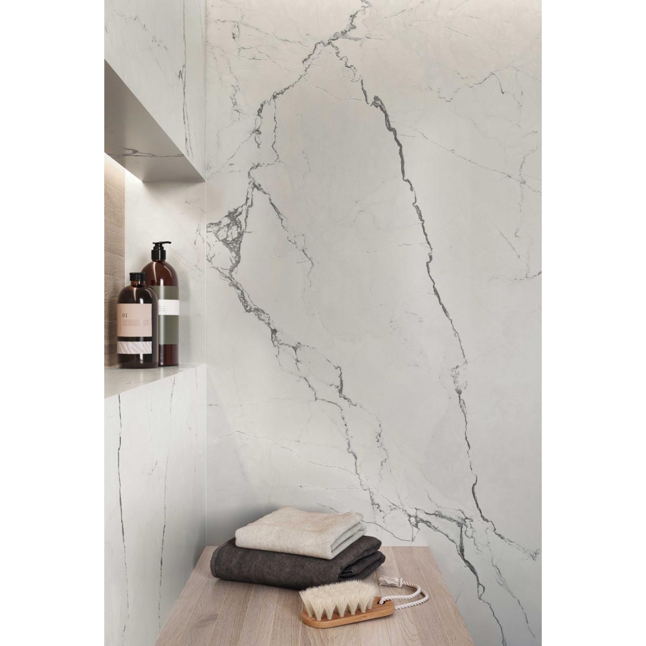 Flaviker Supreme Memories Boden- und Wandfliese Quarzite Luna matt 120x120 cm