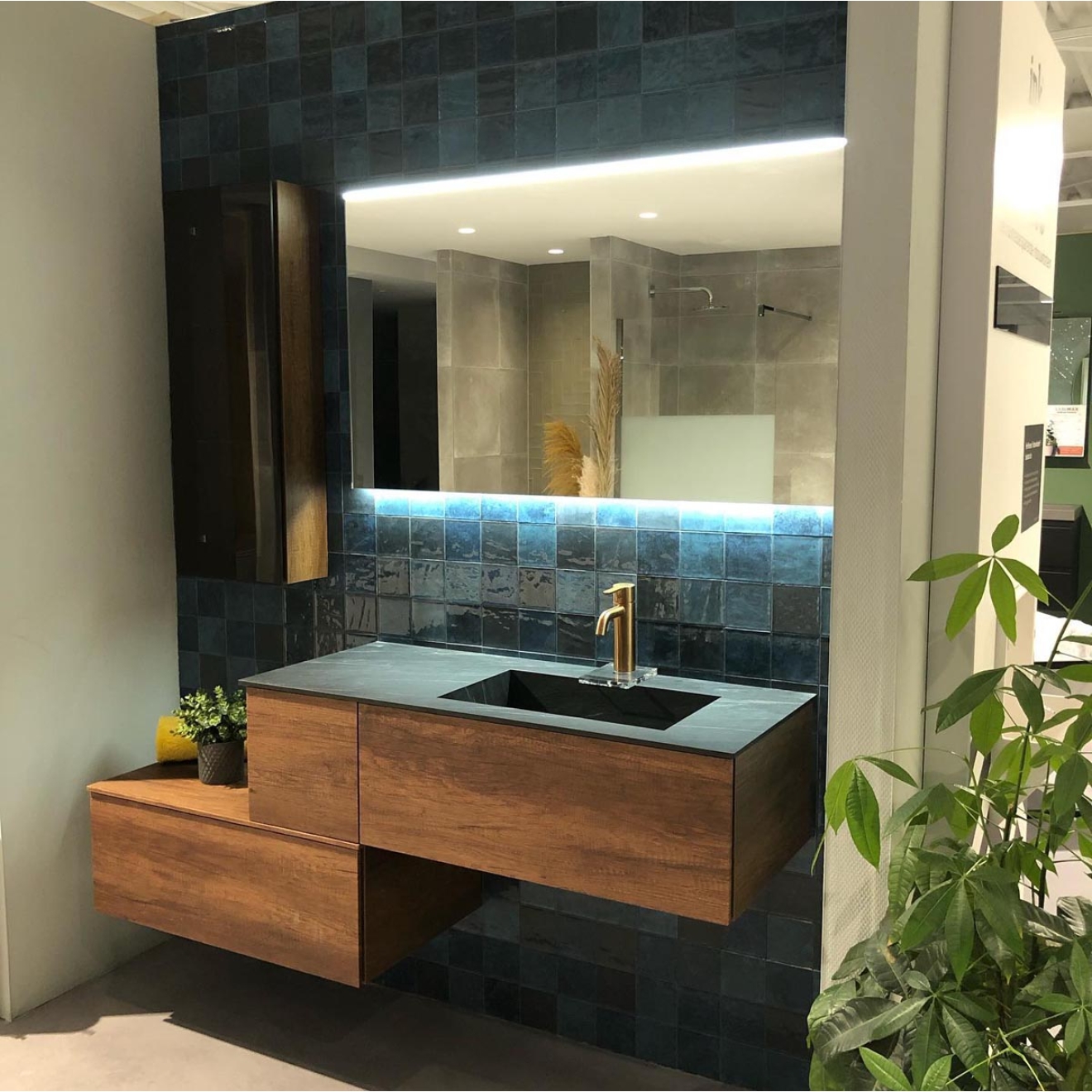 Revoir Paris Atelier Marine glänzend Wandfliese 10x10 cm