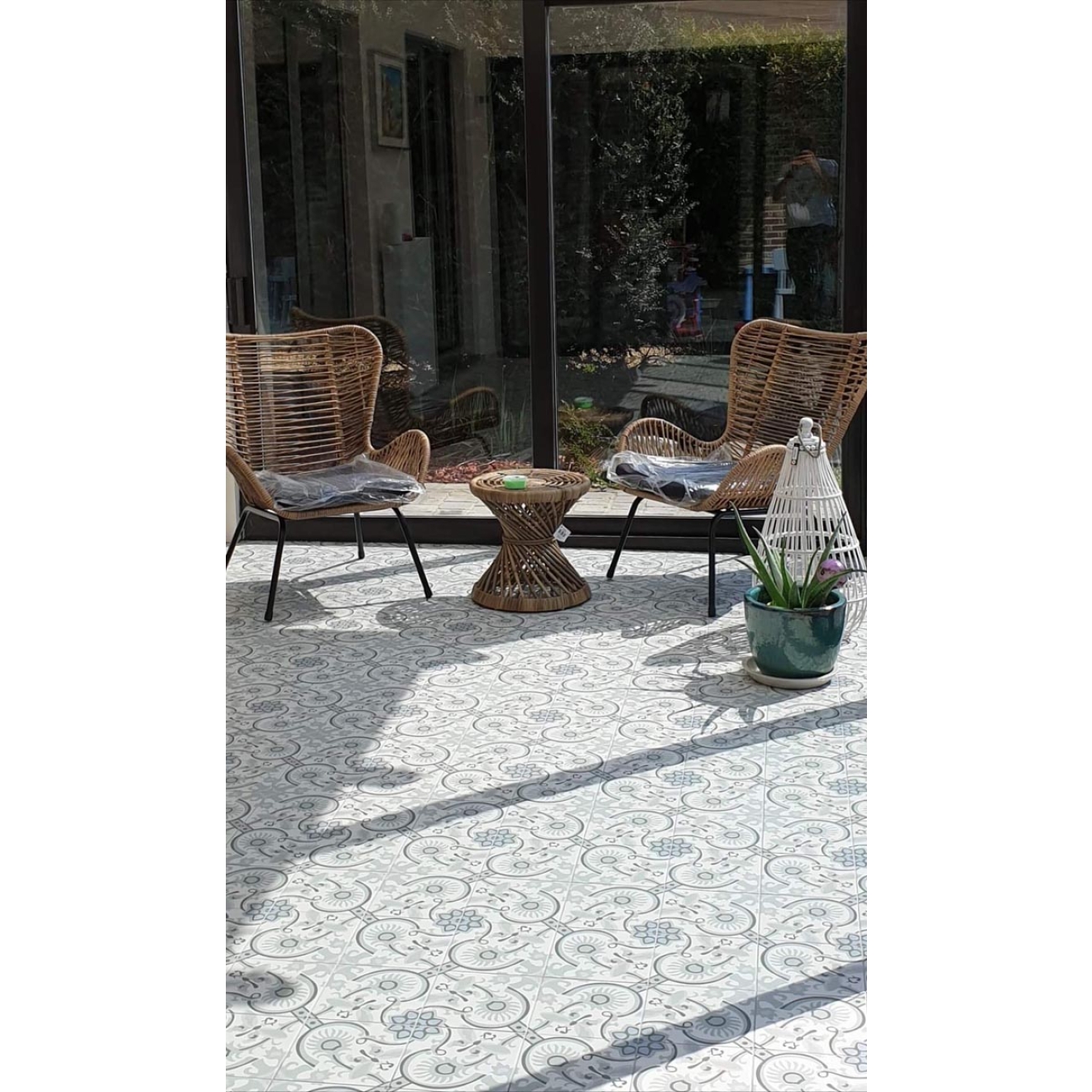 Revoir Paris La Madeleine Papillon matt Wand/Bodenfliese 20x20 cm