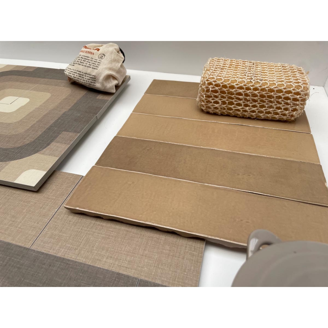 Revoir Paris Studio Amande glänzend Wandfliese 6,2x25 cm