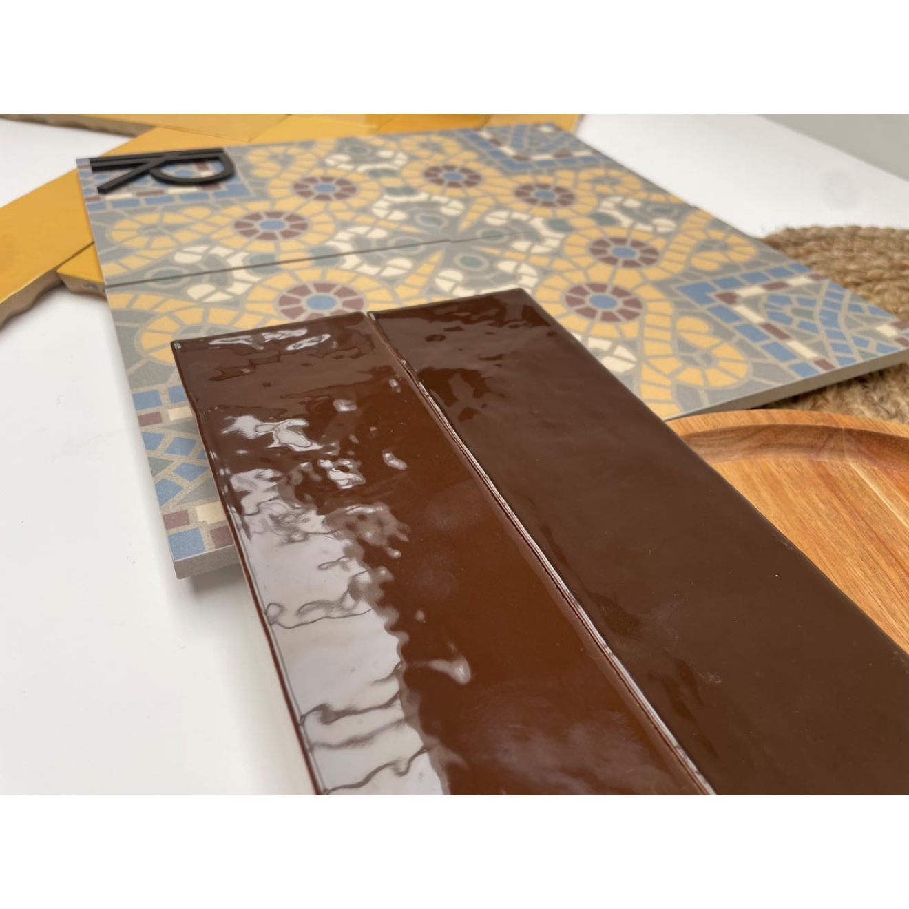 Revoir Paris Studio Brun Retro glänzend Wandfliese 6,2x25 cm