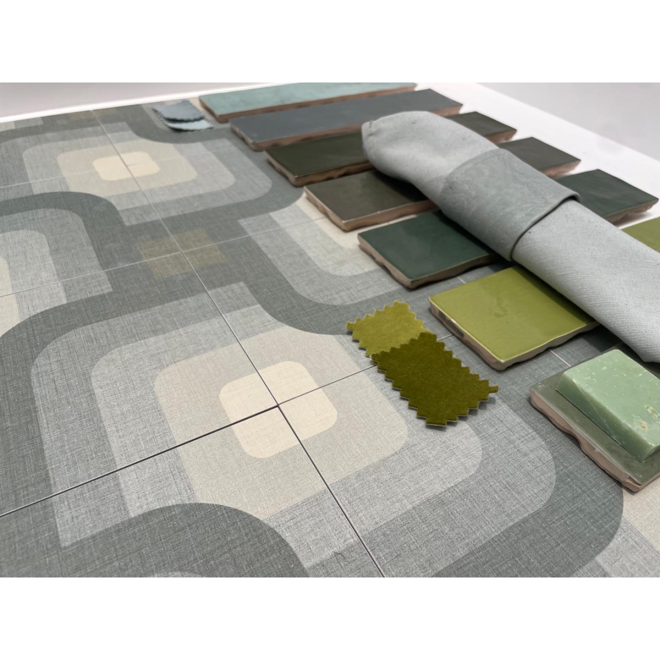 Revoir Paris Studio Vert Olive glänzend Wandfliese 6,2x25 cm