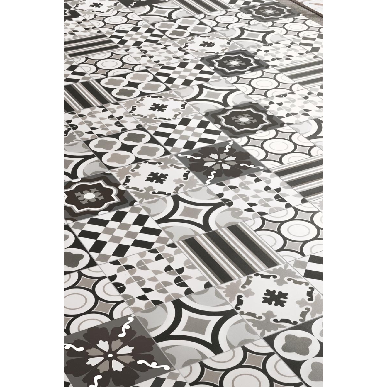 Fliese Sant Agostino Patchwork in der Farbe B&W Mix