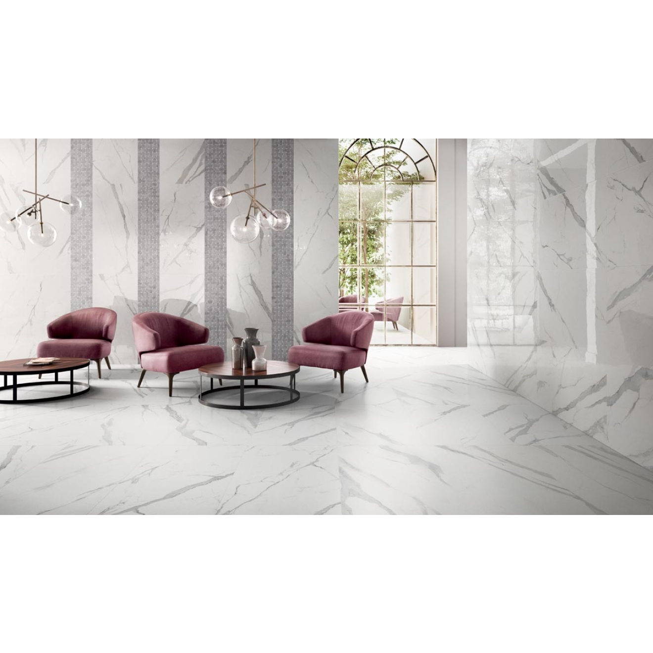 Fliese Sant Agostino Themar in der Farbe Statuario Venato verlegt in einem Wohnzimmer