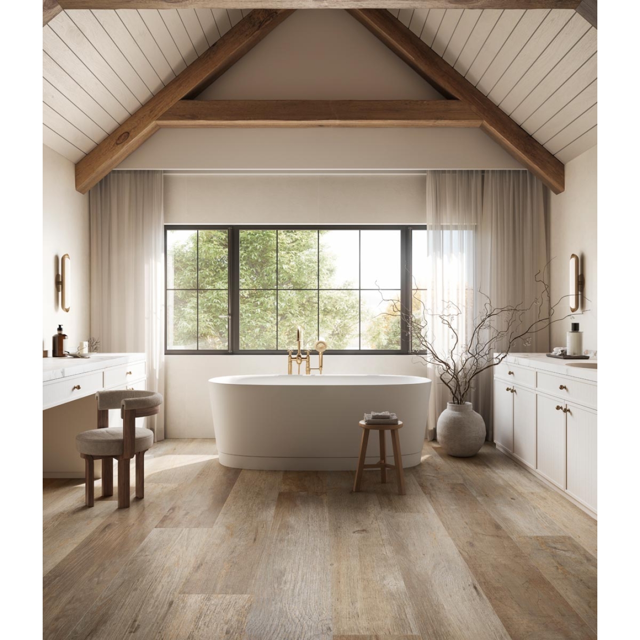 Fliese Sant Agostino Yorkwood in der Farbe Walnut verlegt in einem Badezimmer