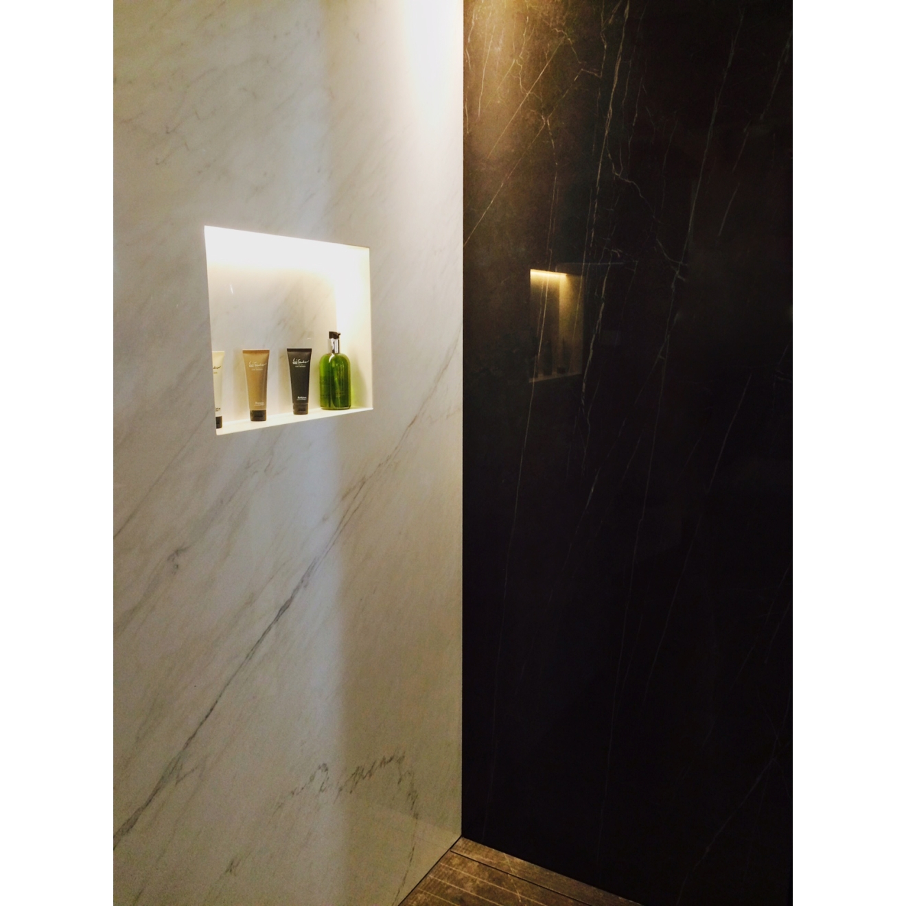 Schlüter LIPROTEC EASY Nischen-Set 305x508mm Warmweiß