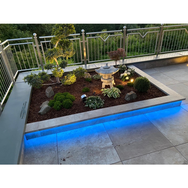 Schlüter LIPROTEC 15 beleuchtete Treppenstufe bis 150cm Alu edelstahl gebürstet eloxiert