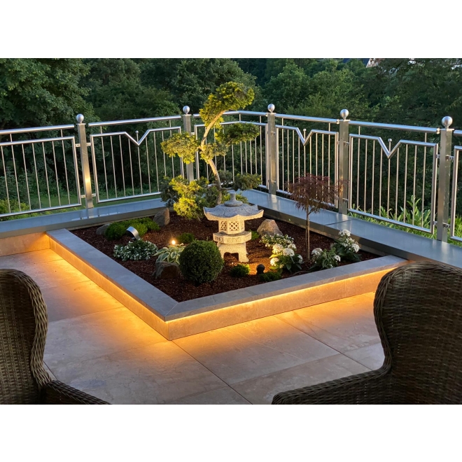 Schlüter LIPROTEC 15 beleuchtete Treppenstufe bis 150cm Alu edelstahl gebürstet eloxiert