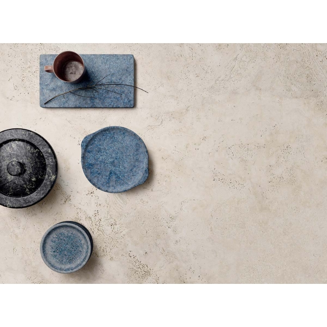 Flaviker Navona Boden- und Wandfliese Bone Vein 120x120 cm