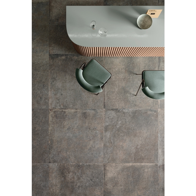 Flaviker Rebel Boden- und Wandfliese Brass 120x120 cm