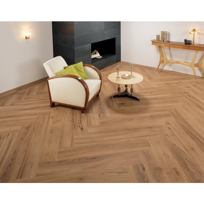 Fliese Keope Evoke in der Farbe Beige verlegt in einem Wohnzimmer