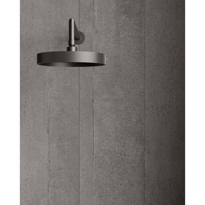 Fliese Pastorelli Yourself in der Farbe Dark Grey verlegt in einer Dusche