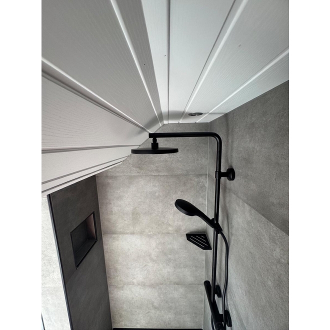 Fliese PrimeCollection XOne in der Farbe Cement verlegt in einer Dusche