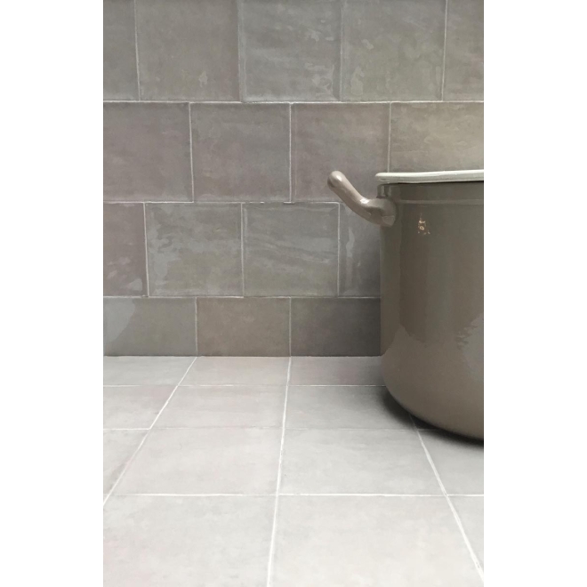 Revoir Paris Atelier Taupe glänzend Wandfliese 10x10 cm