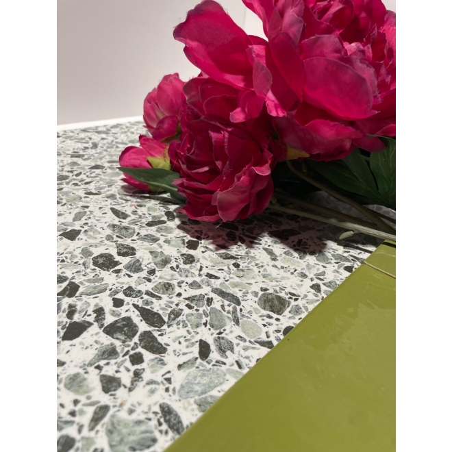 Revoir Paris Studio Matcha glänzend Wandfliese 6,2x25 cm