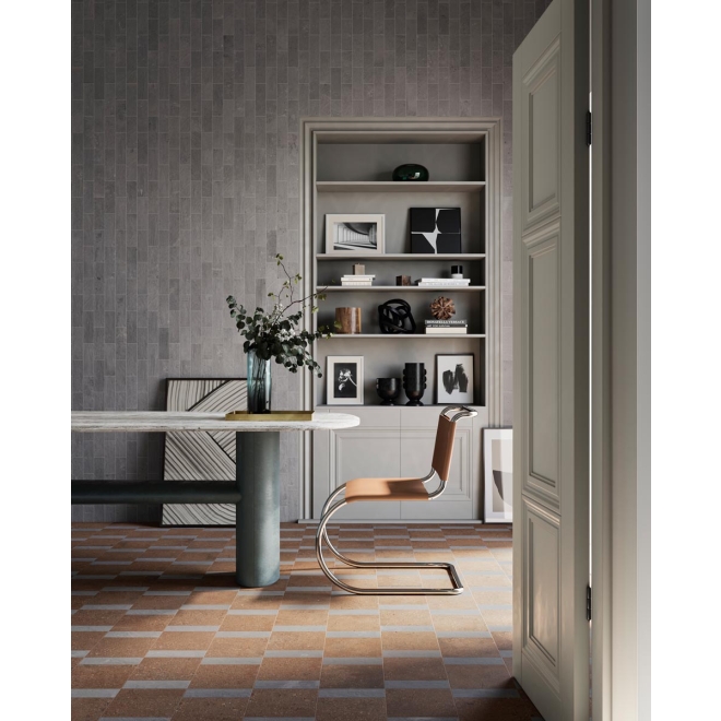 Fliese Sant Agostino Duo in der Farbe Back Cotto verlegt in einem Wohnzimmer