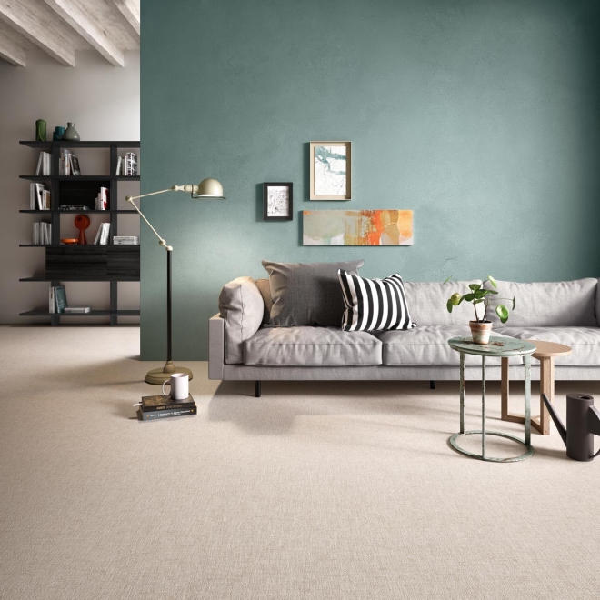 Fliese Sant Agostino Fineart in der Farbe Sand verlegt in einem Wohnzimmer