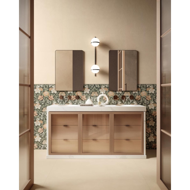 Fliese Sant Agostino Insideart Color in der Farbe Sand verlegt in einem Badezimmer