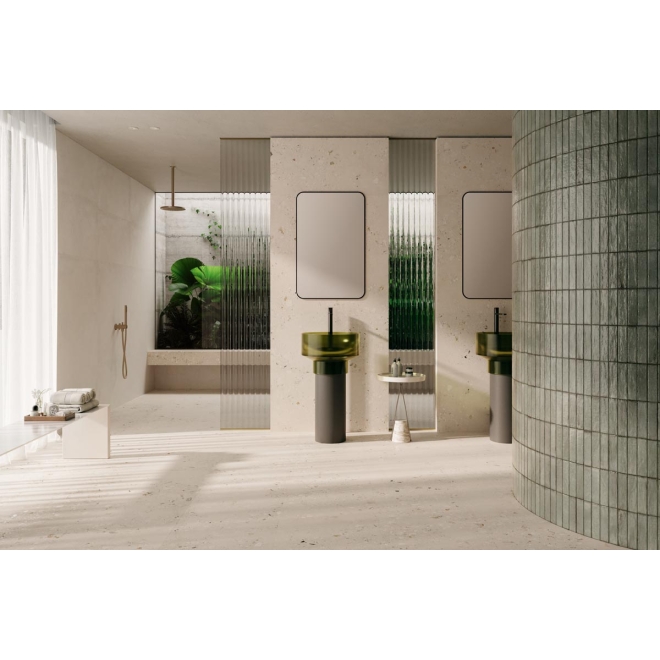 Fliese Sant Agostino Logico in der Farbe Cosmo Light verlegt in einem Badezimmer