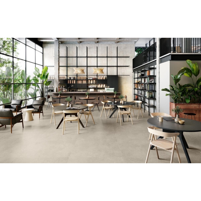 Fliese Sant Agostino Silkystone in der Farbe Sand verlegt in einem Restaurant