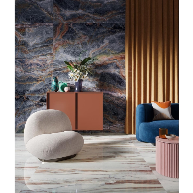 Fliese Sant Agostino Star in der Farbe Marble Indigo verlegt in einem Wohnzimmer