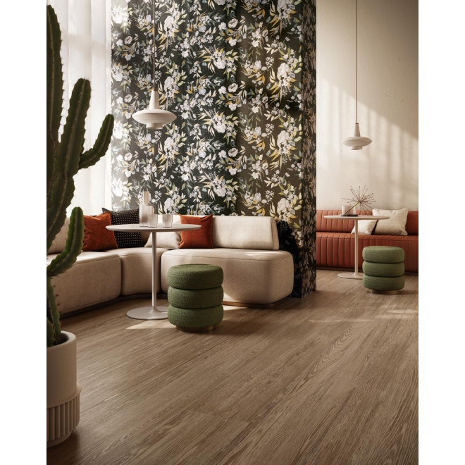 Fliese Sant Agostino Sunwood in der Farbe Jardin 7 verlegt in einem Restaurant