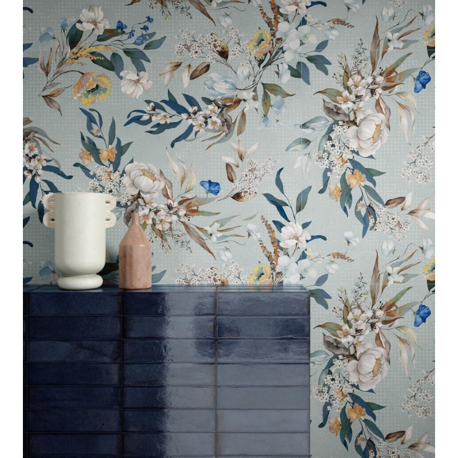 Dekor Sant Agostino Tetris in der Farbe Ocean verlegt an einer Kommode