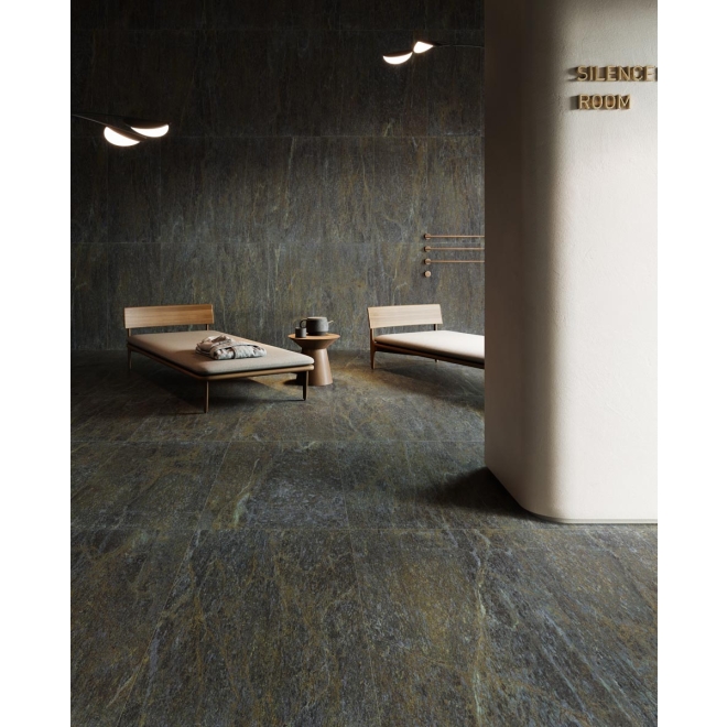 Fliese Sant Agostino Unionstone 2 in der Farbe Serpentino verlegt in einem Spa