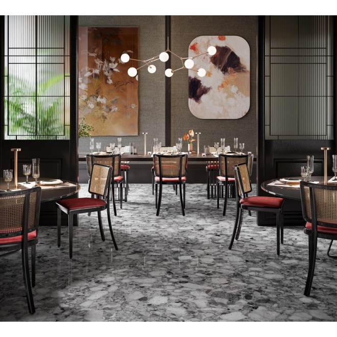 Fliese Sant Agostino Venistone in der Farbe Dark verlegt in einem Restaurant
