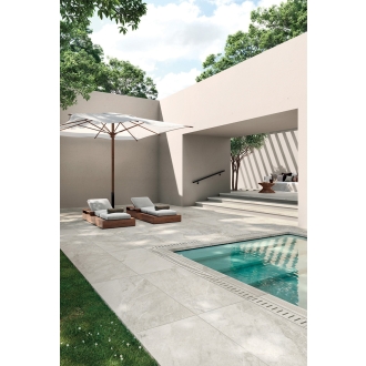 Flaviker Blue Savoy X20 Terrassenplatte Moon 60x120 cm