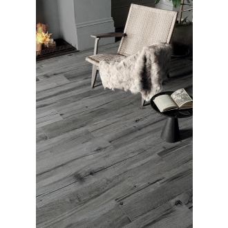 Flaviker Nordik Wood Bodenfliese Smoked 20x120 cm - Stärke: 9 mm - GRIP