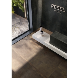 Flaviker Rebel Boden- und Wandfliese Bronze 60x120 cm