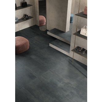 Flaviker Rebel Boden- und Wandfliese Night 120x120 cm