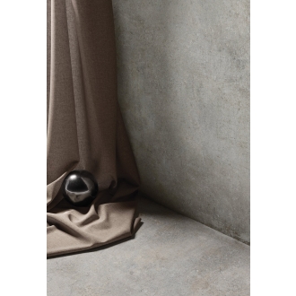 Flaviker Re_Tour Boden- und Wandfliese Fog 60x60 cm