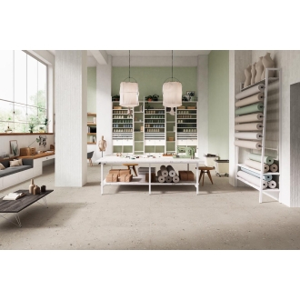 Bodenfliese Sant Agostino Logico in der Farbe Cosmo Pearl verlegt in einem Atelier