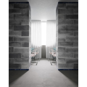 Dekor Sant Agostino Logic in der Farbe Tecno 1 verlegt in einem Büro