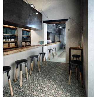 Fliese Sant Agostino Patchwork in der Farbe Classic Pearl verlegt in einem Restaurant