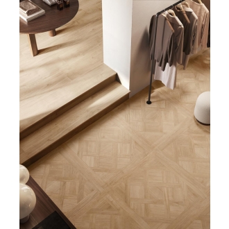 Fliese Sant Agostino Ricordi in der Farbe Classic 1 verlegt unter einem Kleiderstange