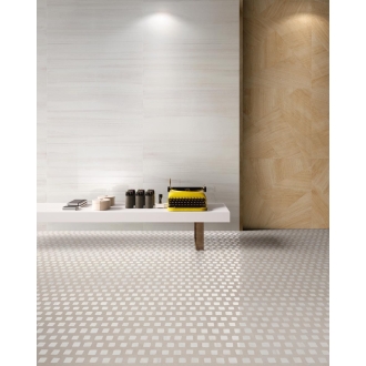 Fliese Sant Agostino Set in der Farbe Gem Pearl verlegt unter einer Bank