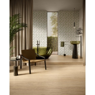 Fliese Sant Agostino Sunwood in der Farbe Light verlegt in einem Badezimmer