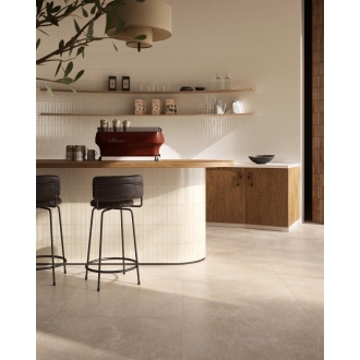 Fliese Sant Agostino Unionstone 2 in der Farbe Oriental Beige verlegt in einem Café