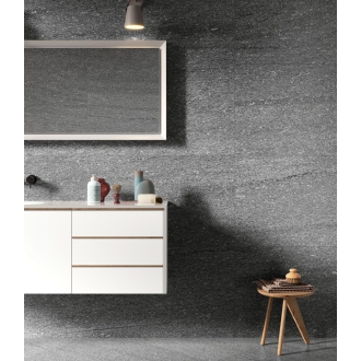 Fliese Sant Agostino Unionstone in der Farbe London Grey verlegt hinter einem Waschbecken