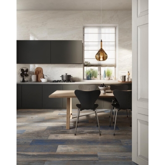 Fliese Sant Agostino Yorkwood in der Farbe Navy verlegt in einer Küche